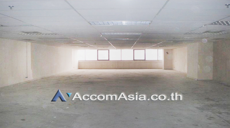  1  Office Space For Rent in Silom ,Bangkok BTS Chong Nonsi - MRT Sam Yan at Jewelry Center Building AA11055